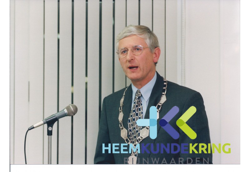 Lobith 09-12-1992 Heropening kantoor `` De Goede Woning`` burg. W. Burgering(3)